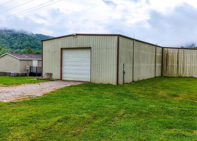 Property at 4028 KY 225, Artemus, KY 40903, 4 beds, 3 baths