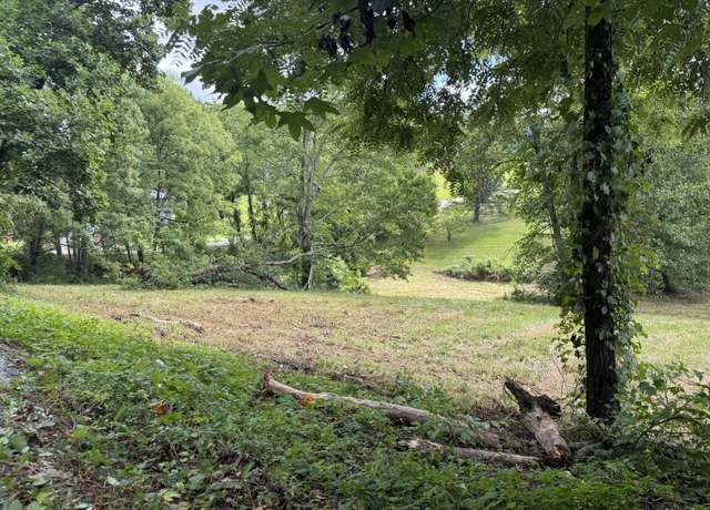 Property at 1 Pawnee Trl, London, KY 40741