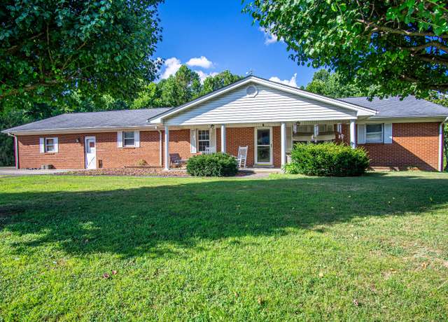 Property at 4410 Somerset Rd, London, KY 40741, 4 beds, 1.5 baths