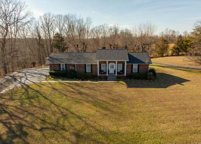 Property at 3146 Sulphur Creek Road Rd, Burkesville, KY 42717, 3 beds, 2 baths