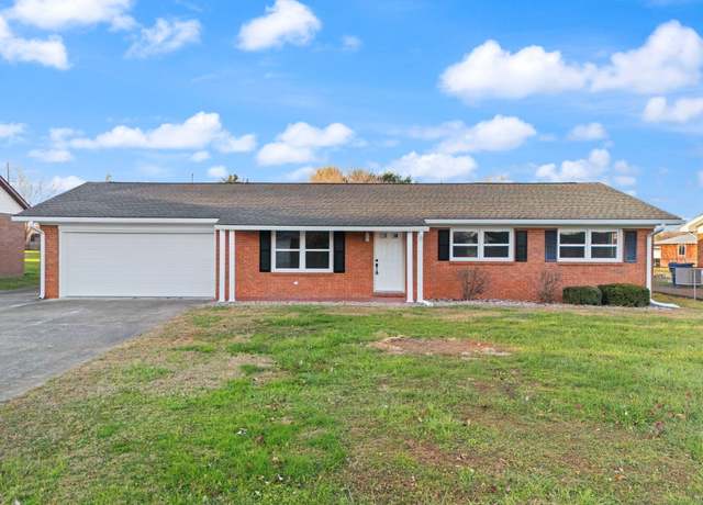 Property at 230 Hickory Ave, Somerset, KY 42503, 3 beds, 2 baths