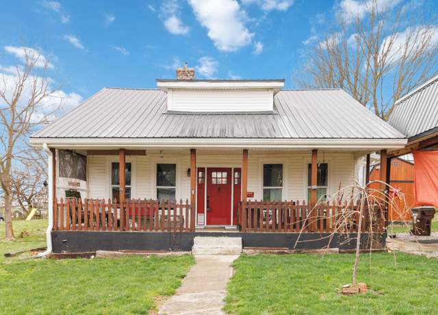 Property at 111 Haselden Hts, Lancaster, KY 40444, 4 beds, 1 bath