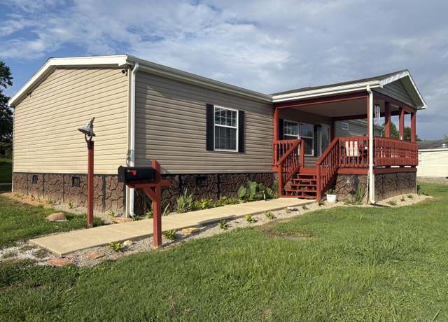 Property at 66 Garden Dr, Flat Lick, KY 40935, 3 beds, 2 baths