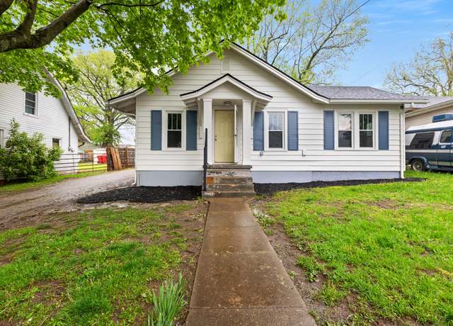 Property at 134 North 4th St, Nicholasville, KY 40356, 2 beds, 1 bath