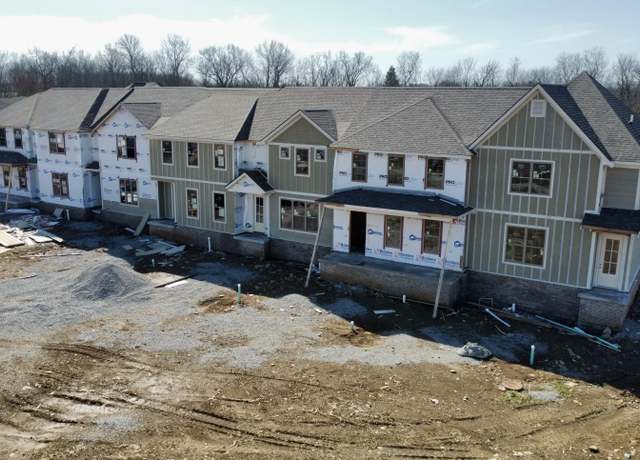 Property at 113 Blackberry Ln, Georgetown, KY 40324, 3 beds, 2.5 baths
