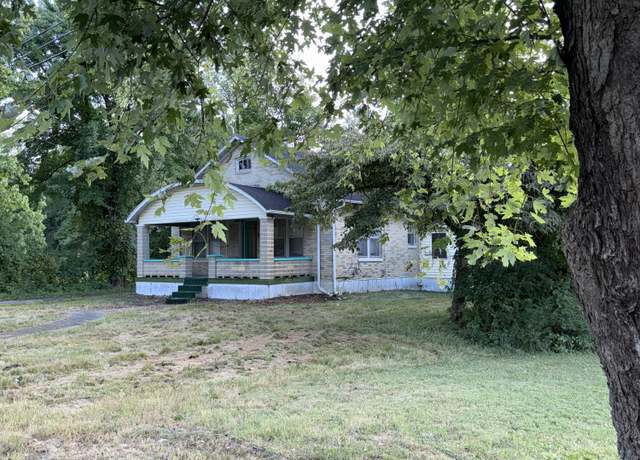 Property at 993 Lakeway Dr, Russell Springs, KY 42642, 2 beds, 1 bath