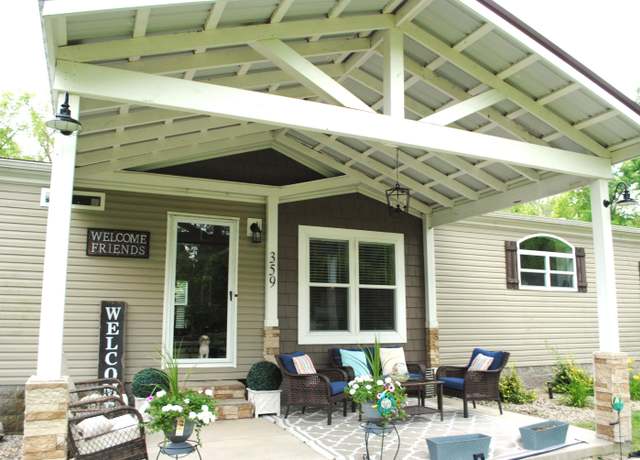 Property at 359 Pin Oak Hill Rd, Stanford, KY 40484, 3 beds, 2 baths