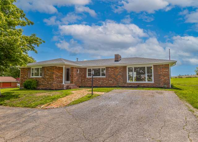 Property at 9581 Harrodsburg Rd, Wilmore, KY 40390, 3 beds, 1 bath