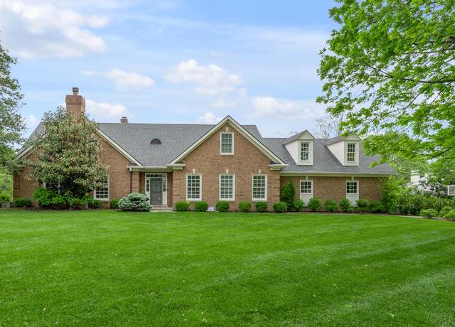 Property at 1775 Mooreland Dr, Lexington, KY 40502, 5 beds, 6 baths