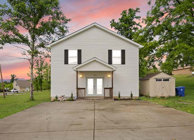 Property at 420 Westgate Dr, Somerset, KY 42503, 4 beds, 2 baths