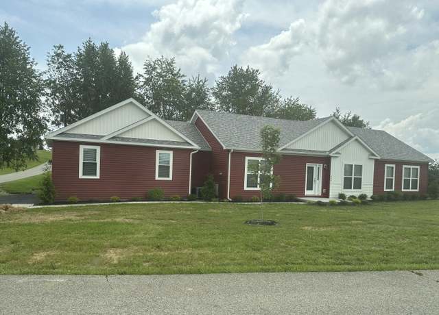 Property at 443 Aubrie Blvd, Flemingsburg, KY 41041, 3 beds, 2 baths