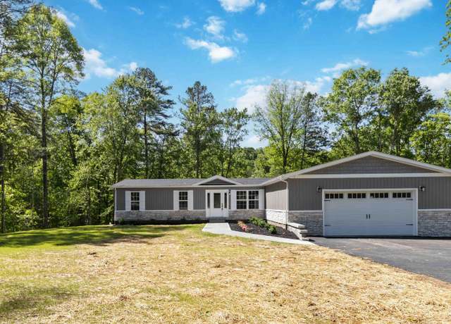 Property at 6129 Somerset Rd, London, KY 40741, 3 beds, 2 baths