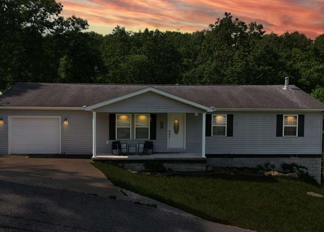 Property at 15 April Ln, Corbin, KY 40701, 5 beds, 2 baths