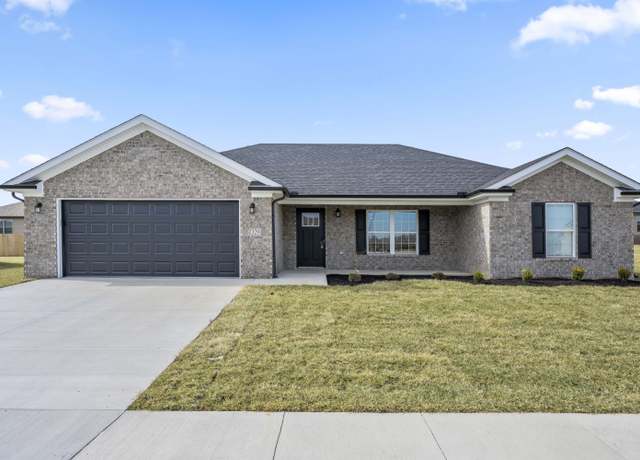 Property at 329 Pageant Dr, Richmond, KY 40475, 3 beds, 2 baths