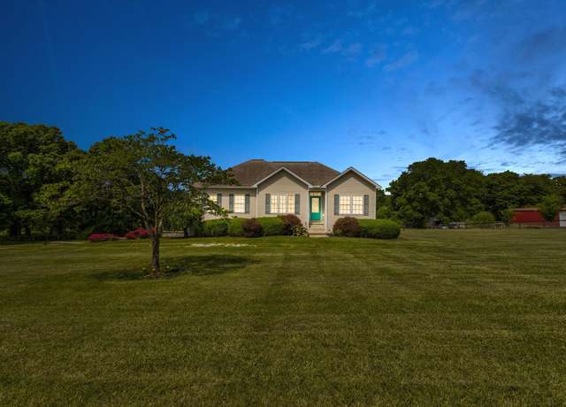 Property at 4100 1/2 Newtown Pike, Georgetown, KY 40324, 3 beds, 3 baths