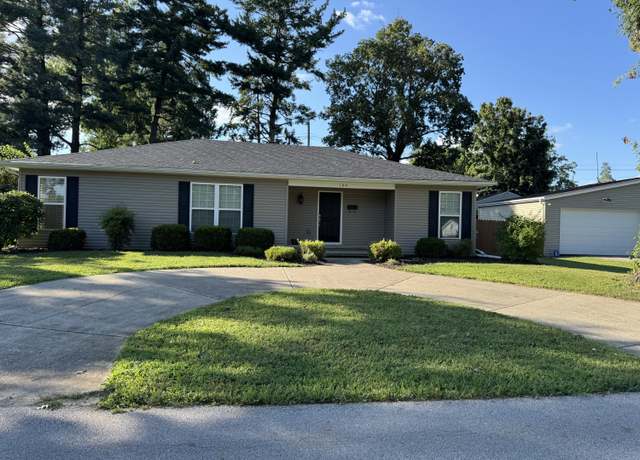 Property at 104 Greenview Dr, Lawrenceburg, KY 40342, 3 beds, 2 baths