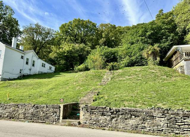 Property at 448 / 450 West Second St, Maysville, KY 41056