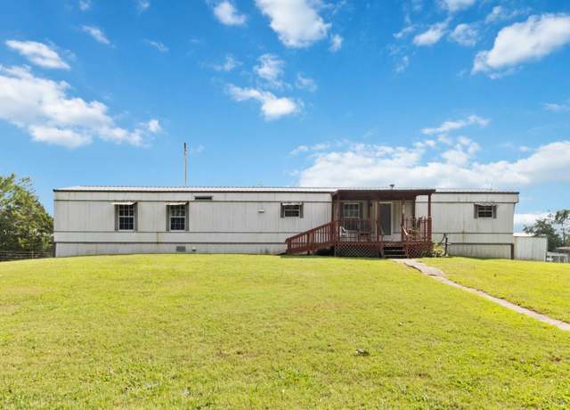 Property at 147 Walker Bernard Ln, Russell Springs, KY 42642, 3 beds, 2 baths