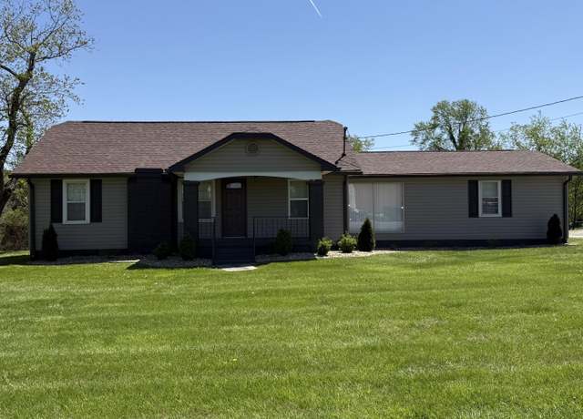 Property at 21 North Gregory St, Monticello, KY 42633, 2 beds, 1 bath