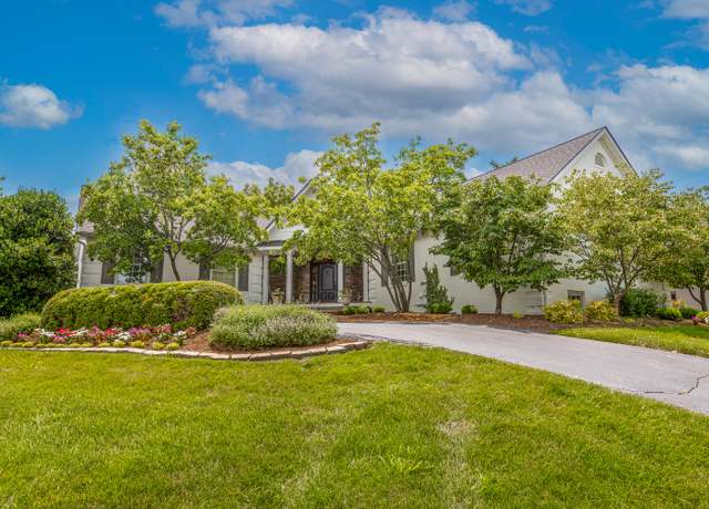 Property at 649 Lakeshore Dr, Lexington, KY 40502, 5 beds, 3.5 baths