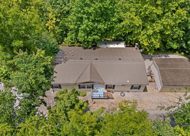 Property at 586 Spruce St, Burnside, KY 42519, 3 beds, 2 baths