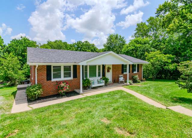 Property at 343 Meadow Ln, Flemingsburg, KY 41041, 2 beds, 1 bath