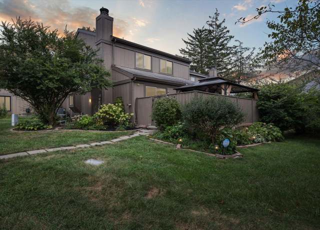 Property at 500 Laketower Dr #25, Lexington, KY 40502, 3 beds, 2.5 baths