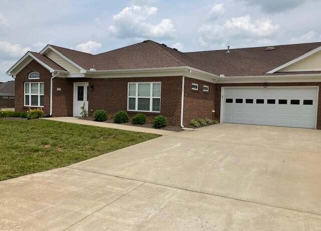 Property at 119 Acorn Path, Georgetown, KY 40324, 3 beds, 2 baths