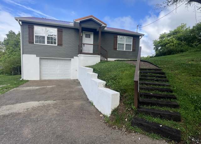 Property at 222 Hawe St, Corbin, KY 40701, 3 beds, 2 baths