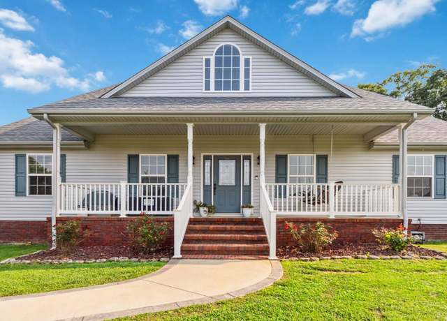Property at 54 Ryan Way, Russell Springs, KY 42642, 3 beds, 2 baths