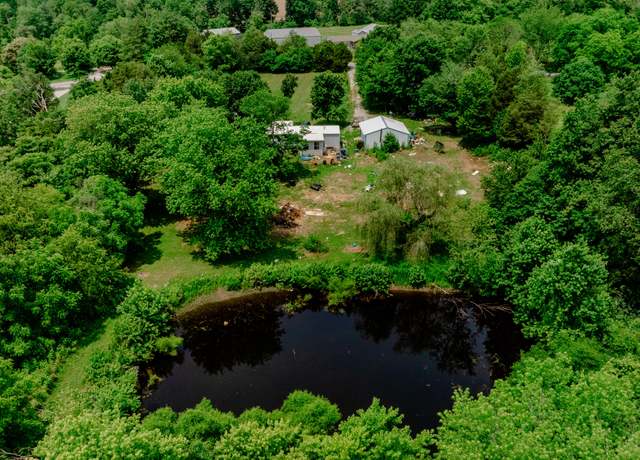Property at 1366 Old Waynesburg Rd, Eubank, KY 42567, 2 beds, 1 bath