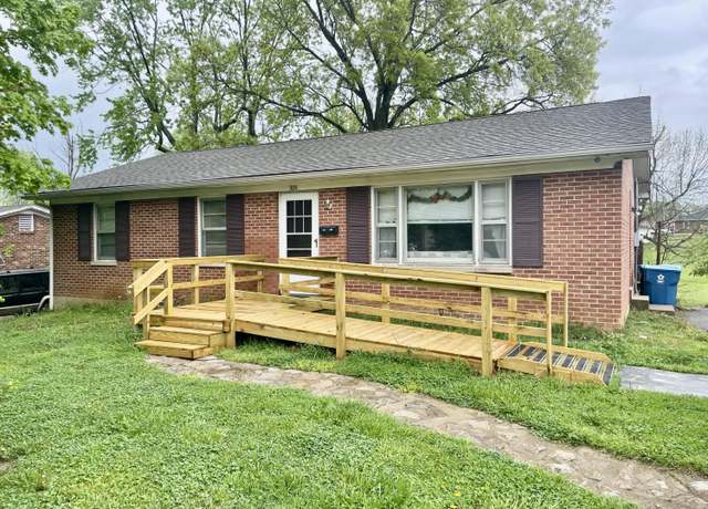 Property at 304 Bond St, Lawrenceburg, KY 40342, 3 beds, 2 baths