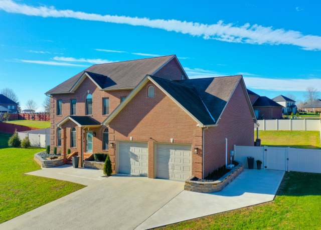 Property at 451 Kirkwood Dr, London, KY 40744, 4 beds, 2.5 baths
