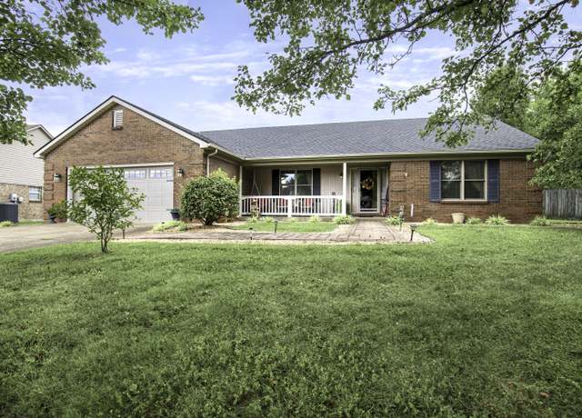 Property at 114 Brampton Pl, Versailles, KY 40383, 3 beds, 2.5 baths