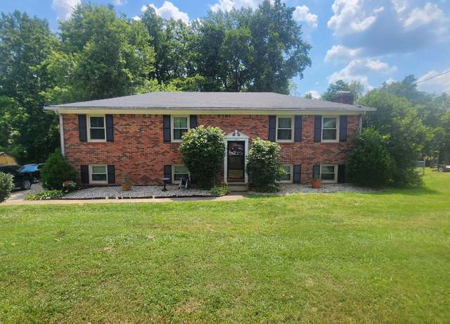 Property at 104 Robinson Dr, Richmond, KY 40475, 4 beds, 3 baths