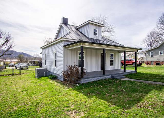 Property at 534 Broadway St, Irvine, KY 40336, 2 beds, 1 bath