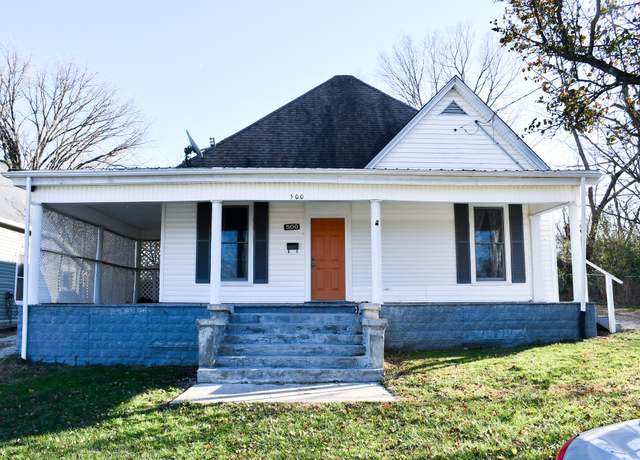 Property at 500 East Woodford St, Lawrenceburg, KY 40342, 2 beds, 1 bath