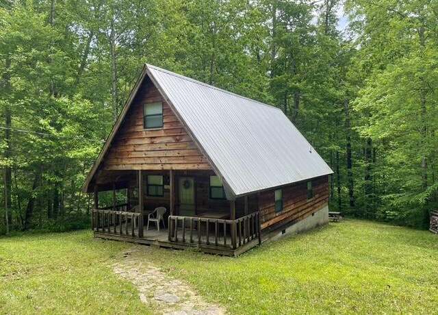 Property at 100 Buck Dr, Wellington, KY 40387, 2 beds, 1 bath