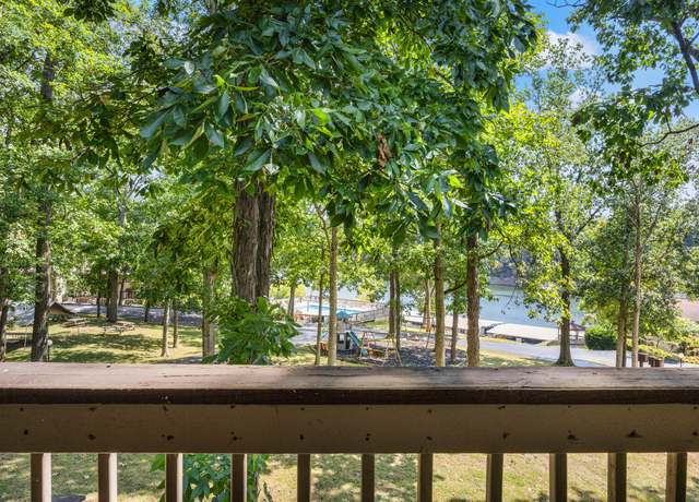Property at 1015 Hancock Cir #18, Harrodsburg, KY 40330, 2 beds, 2.5 baths