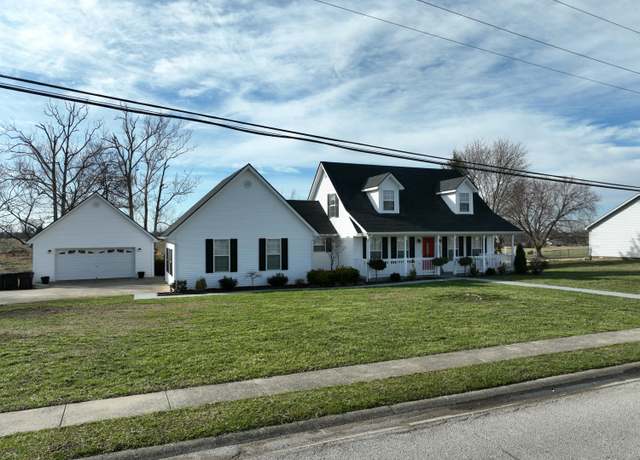 Property at 1067 Breezy Ln, Berea, KY 40403, 3 beds, 2 baths