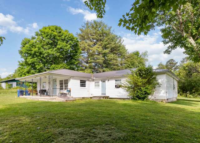 Property at 15660 Hwy 192, Somerset, KY 42501, 4 beds, 2 baths