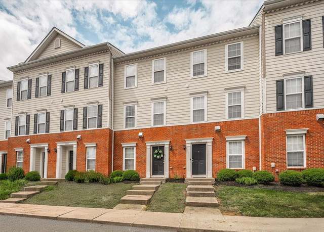 Property at 2627 Calgary, Lexington, KY 40509, 2 beds, 2.5 baths