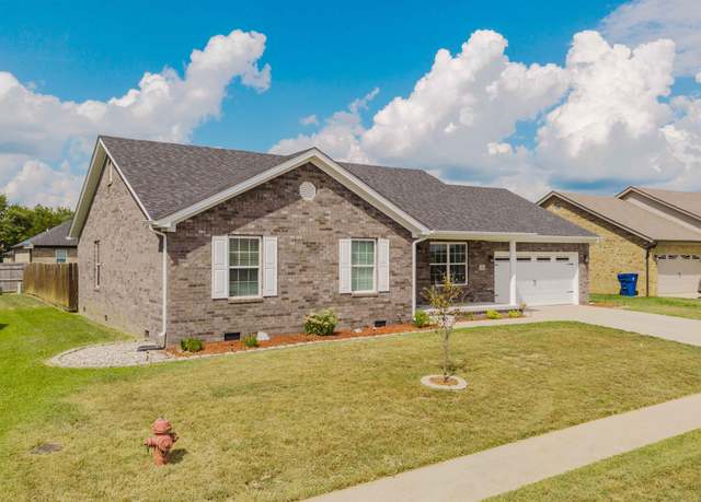 Property at 106 Commerce Dr, Berea, KY 40403, 3 beds, 2 baths