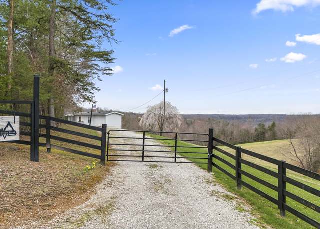 Property at 9449 Oak Grove Rd, Morehead, KY 40351, 3 beds, 2 baths