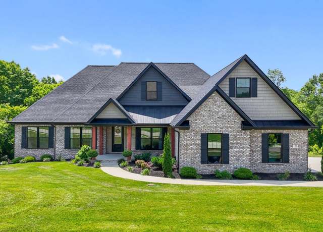 Property at 125 Hickory Meadows Dr, Richmond, KY 40475, 4 beds, 3.5 baths