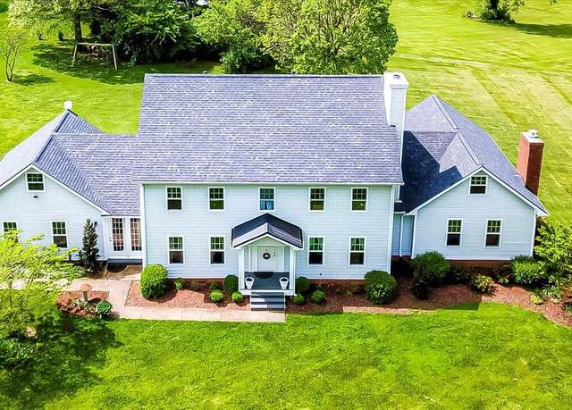 Property at 1183 The Ridings, Winchester, KY 40391, 5 beds, 3 baths