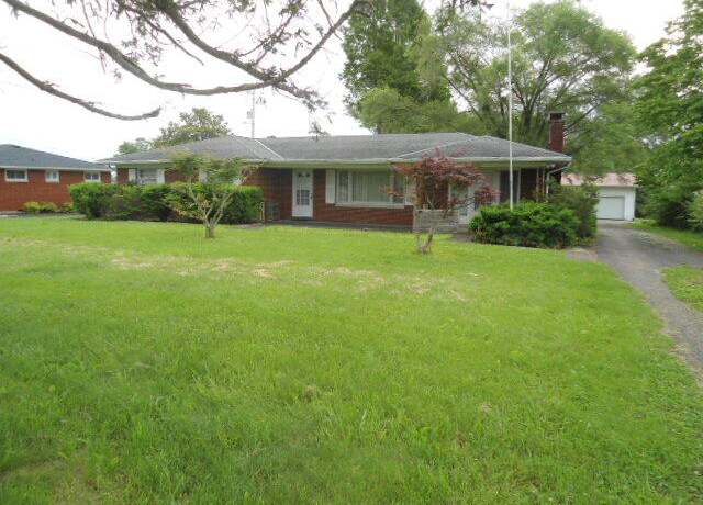 Property at 3487 West Highway 80, Somerset, KY 42503, 3 beds, 2 baths