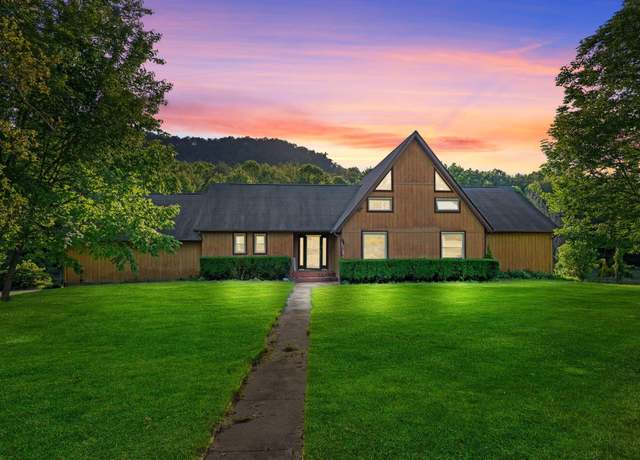 Property at 10708 Battlefield Memorial Hwy, Berea, KY 40403, 5 beds, 3.5 baths