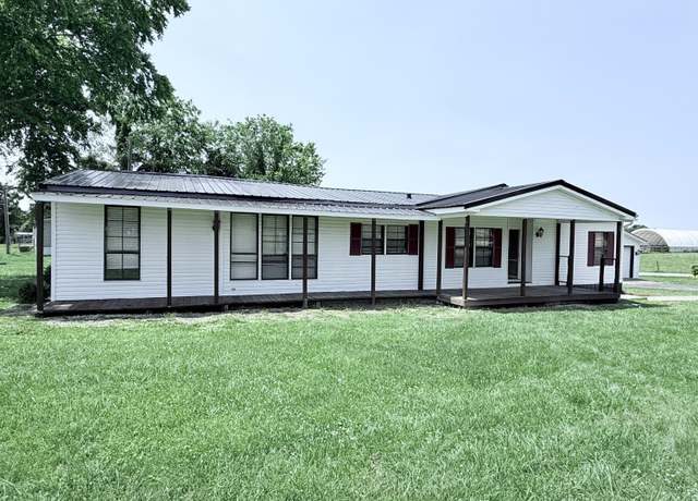 Property at 55 Christine Rd, Columbia, KY 42728, 5 beds, 2 baths