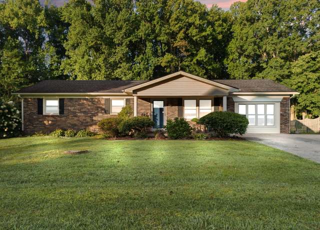 Property at 608 Oaklawn Cir, Corbin, KY 40701, 4 beds, 2 baths